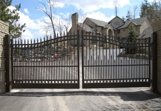 Do I Need a Permit for a Fence in Modesto?